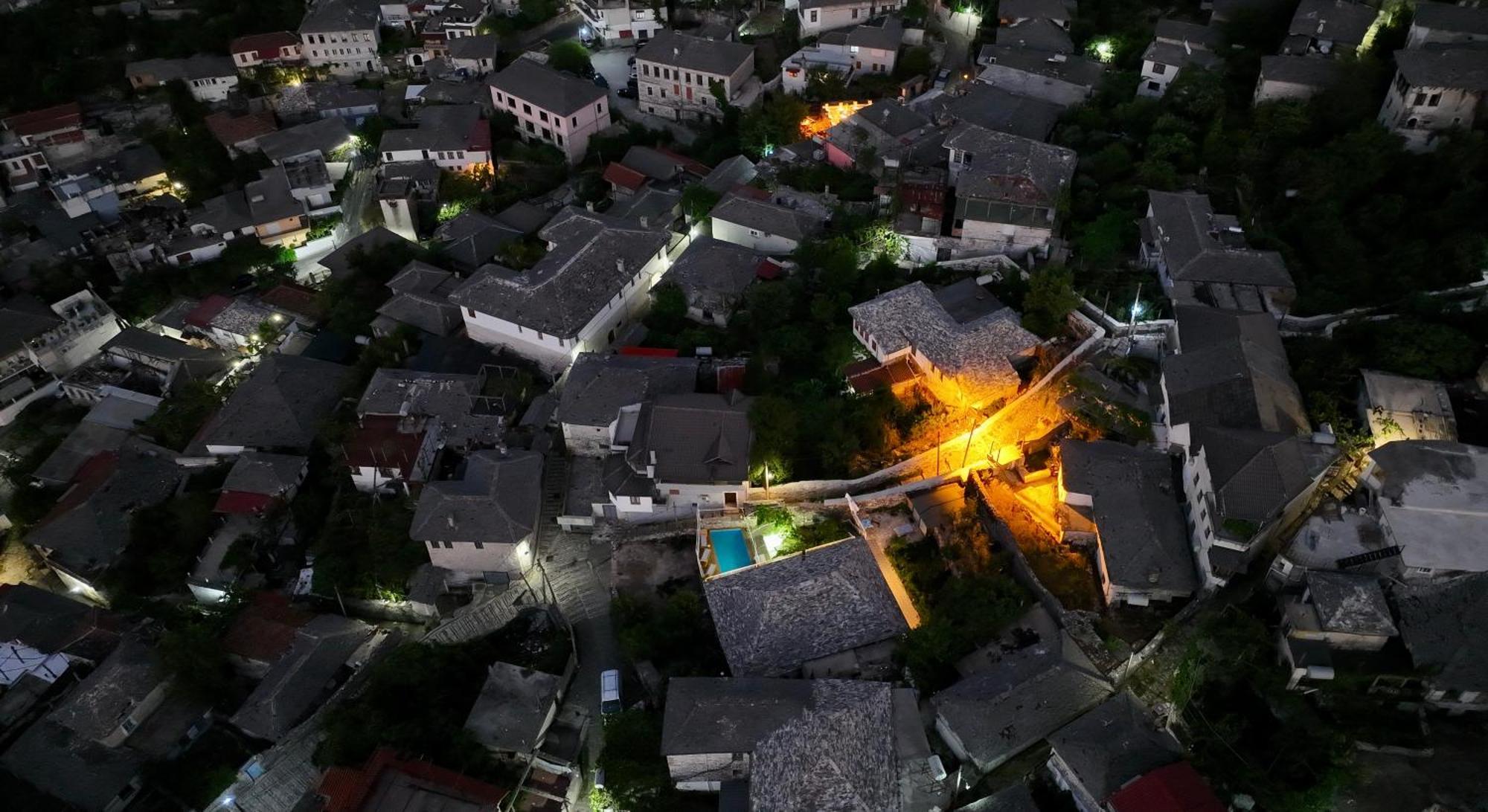 Sokaku I Te Marreve Guesthouse จีโรคาสเตอร์ ภายนอก รูปภาพ